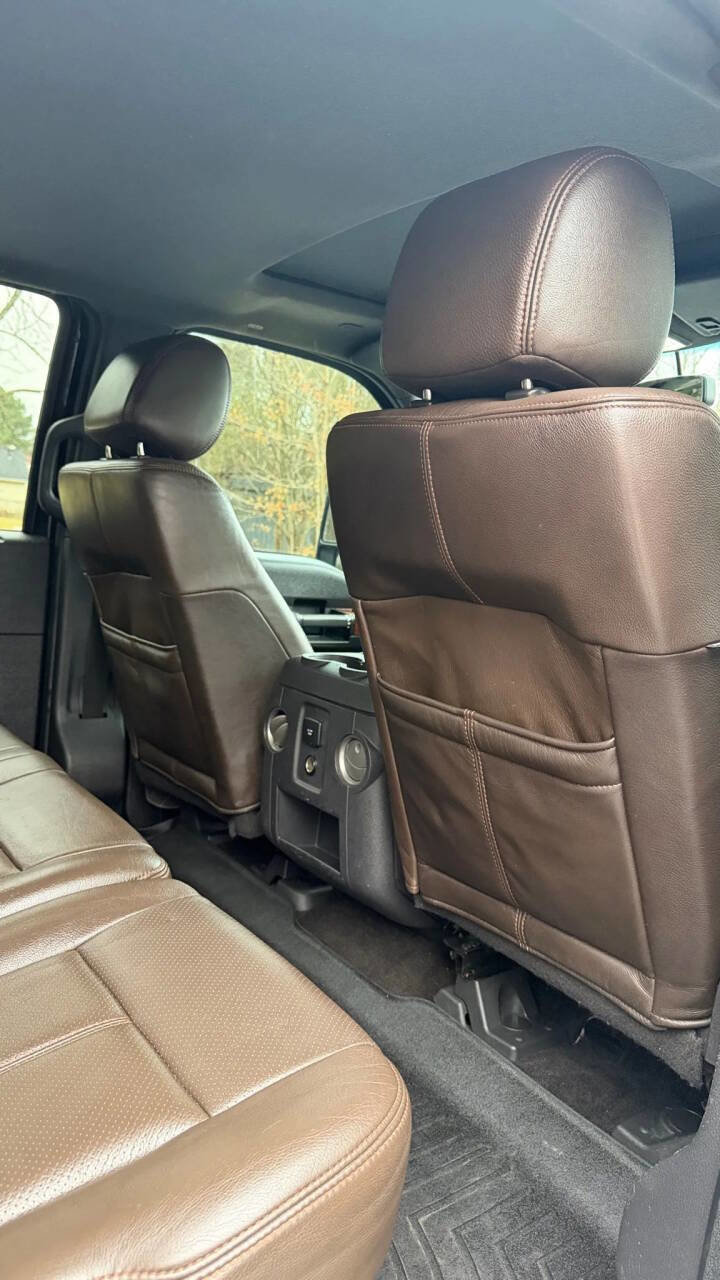 Used 2015 Ford F250 King Ranch w/ King Ranch w/Chrome Package image 24