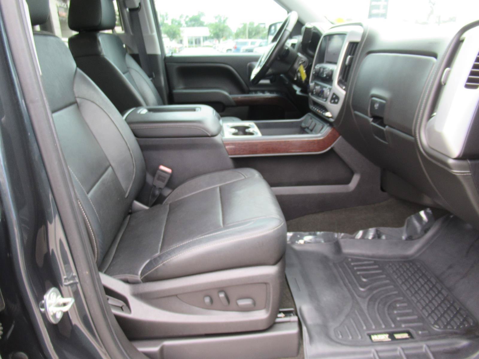 Used 2017 GMC Sierra 1500 SLT AWD/4WD image 9