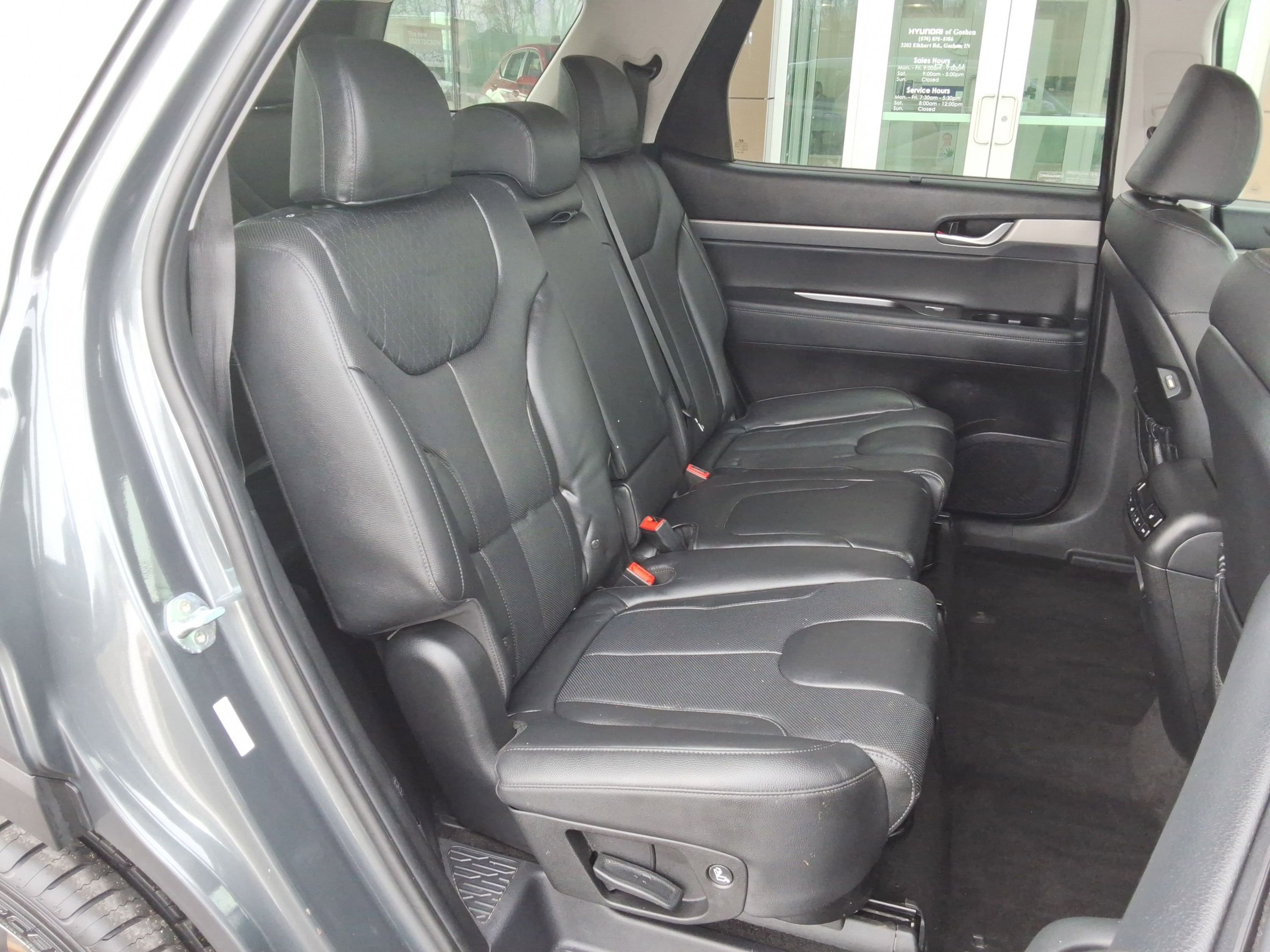 Used 2022 Hyundai Palisade SEL w/ 8P Bench Seat Package image 34