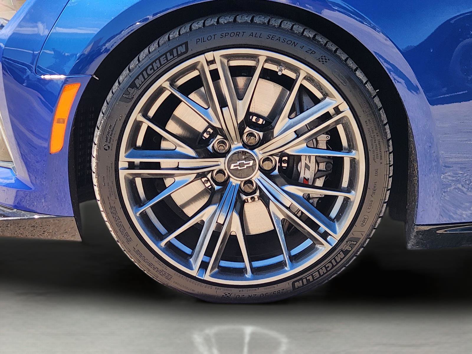 Certified 2024 Chevrolet Camaro ZL1 RWD image 10