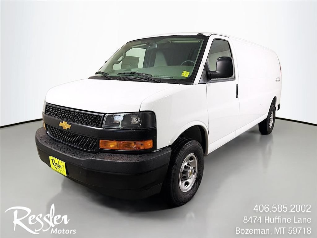 New 2026 Chevrolet Express 3500 Extended w/ Driver Convenience Package