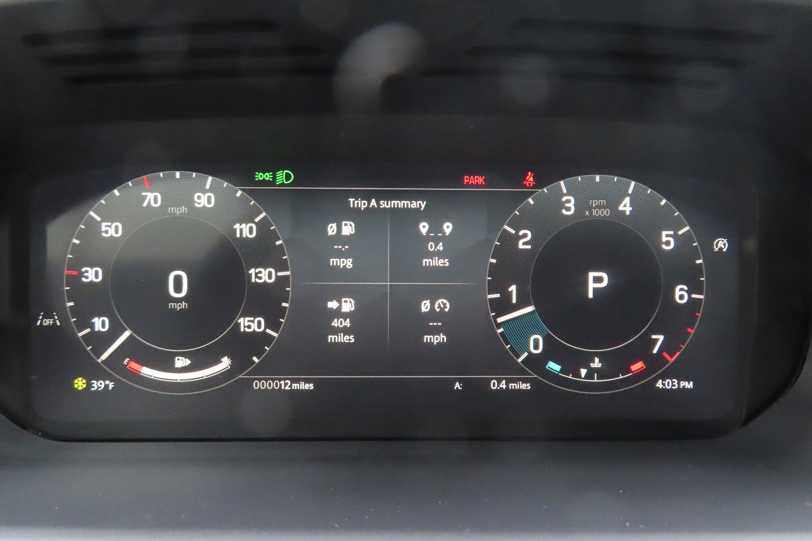 New 2024 Land Rover Discovery Dynamic SE image 35