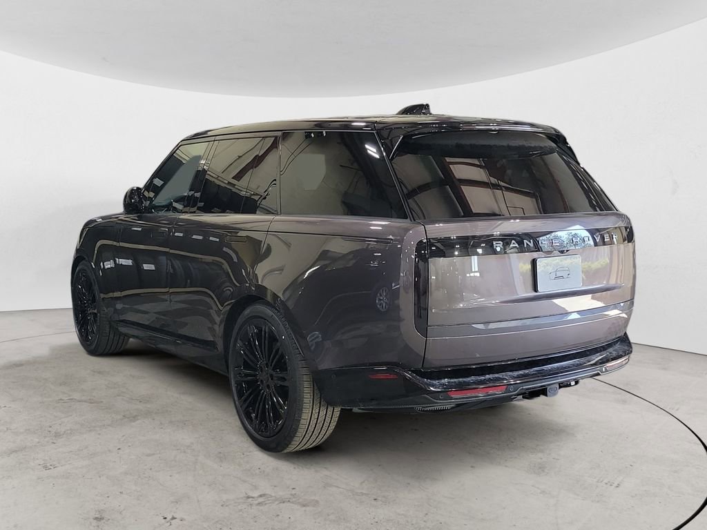 New 2026 Land Rover Range Rover SE image 3
