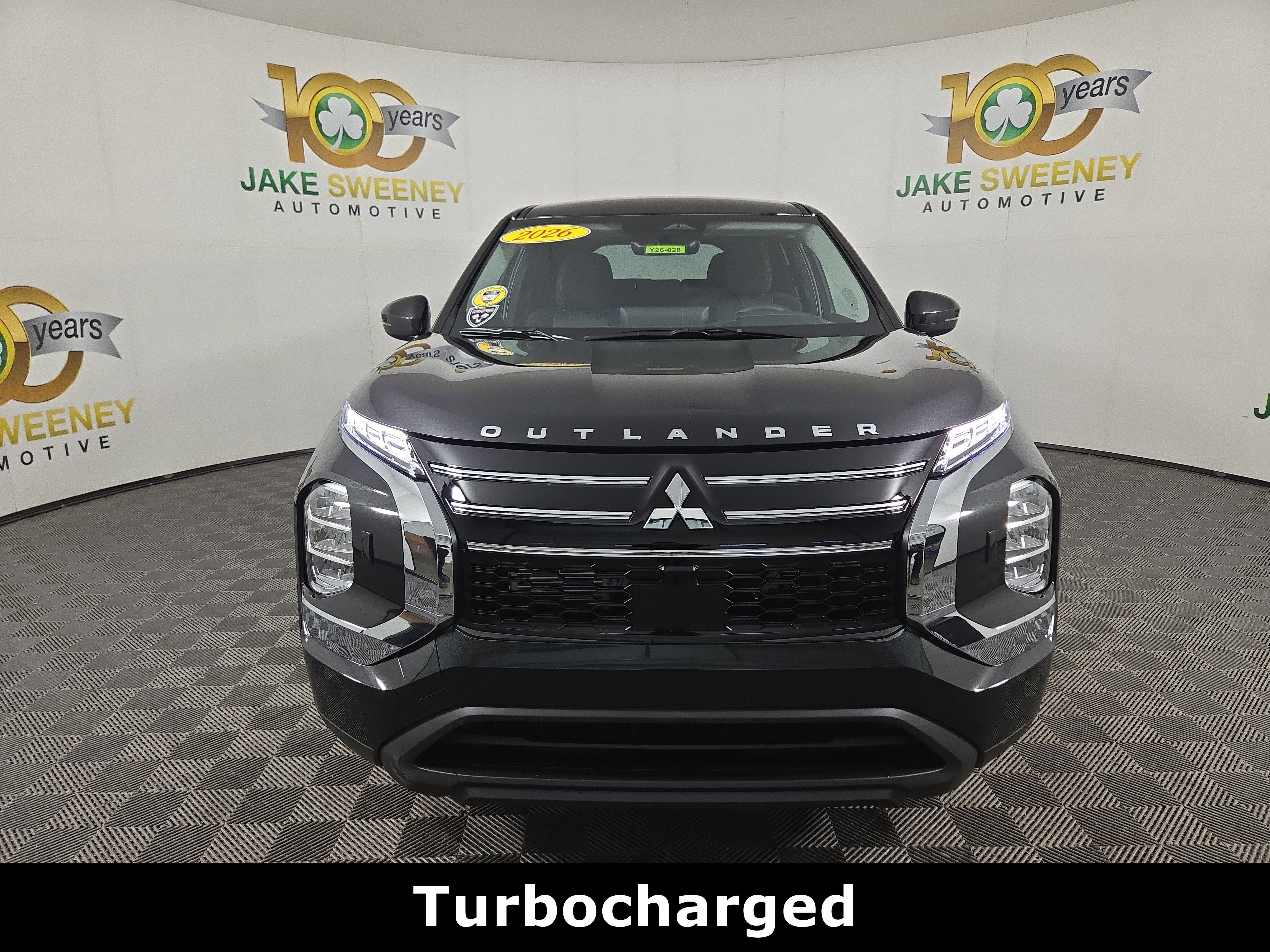 New 2026 Mitsubishi Outlander ES image 2