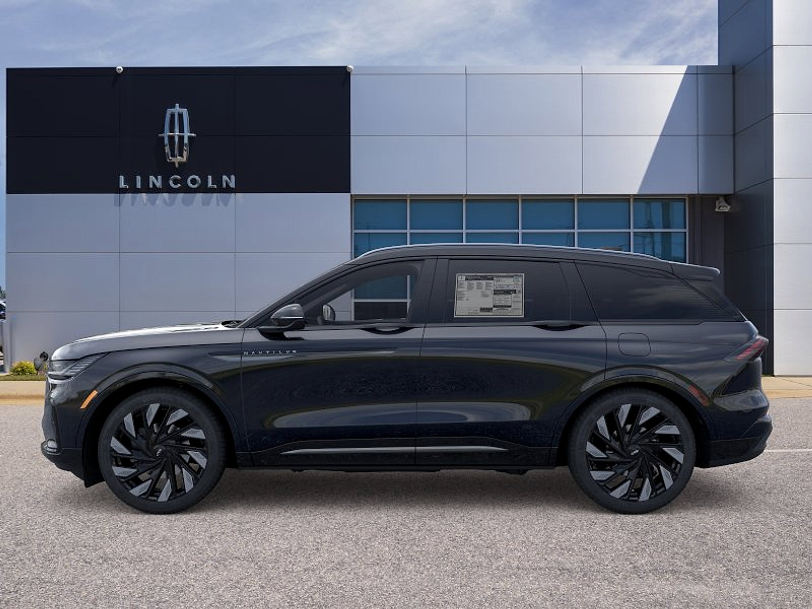 New 2026 Lincoln Nautilus Reserve w/ Jet Appearance Package AWD/4WD image 3