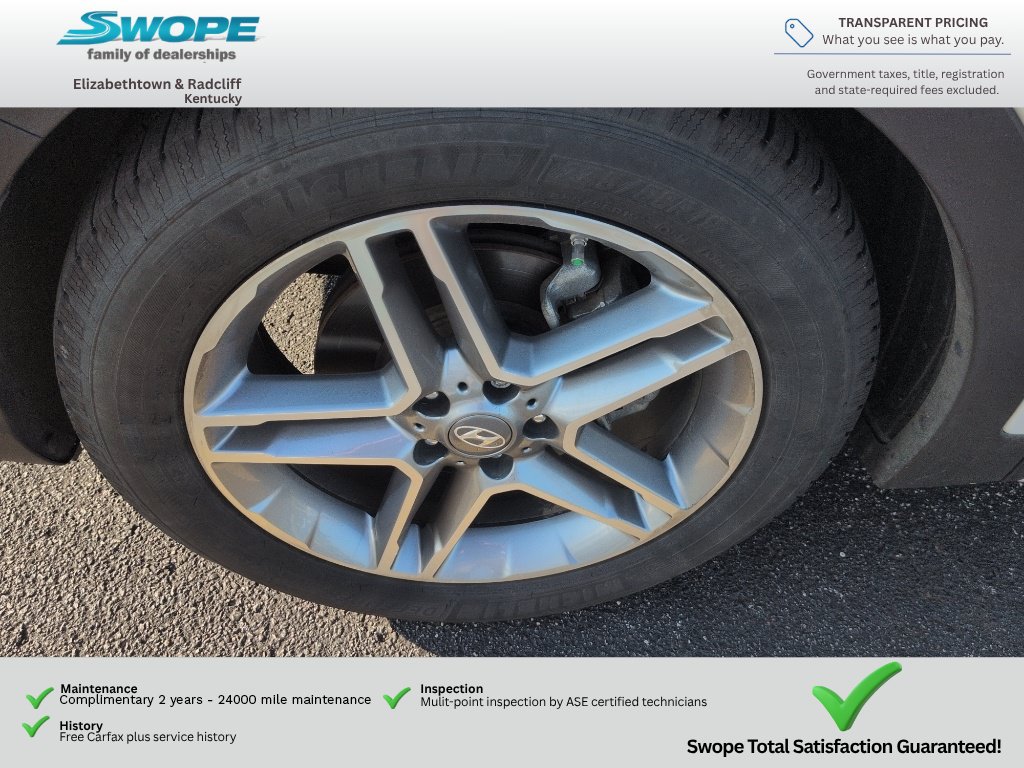 Used 2017 Hyundai Santa Fe Limited AWD/4WD image 9