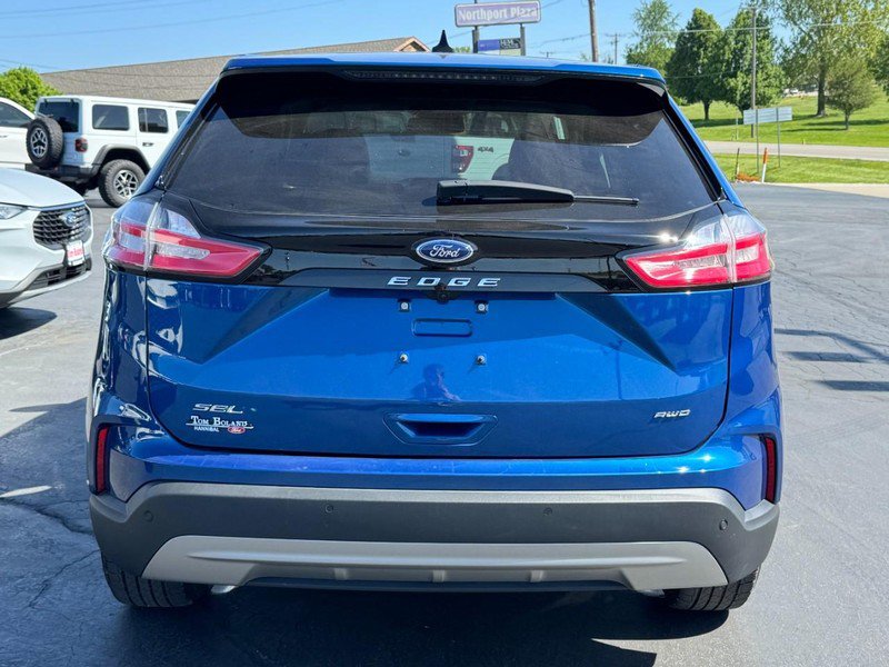 Used 2024 Ford Edge SEL w/ Convenience Package AWD/4WD image 4