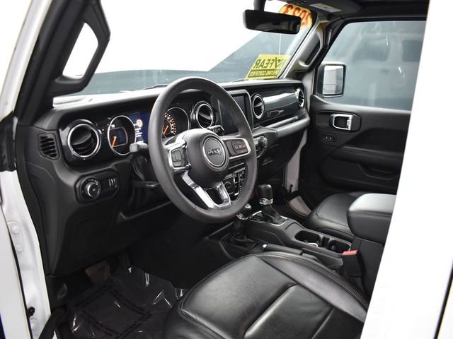 Used 2023 Jeep Wrangler Altitude image 11
