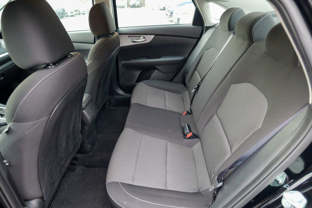 Used 2023 Kia Forte LXS image 24