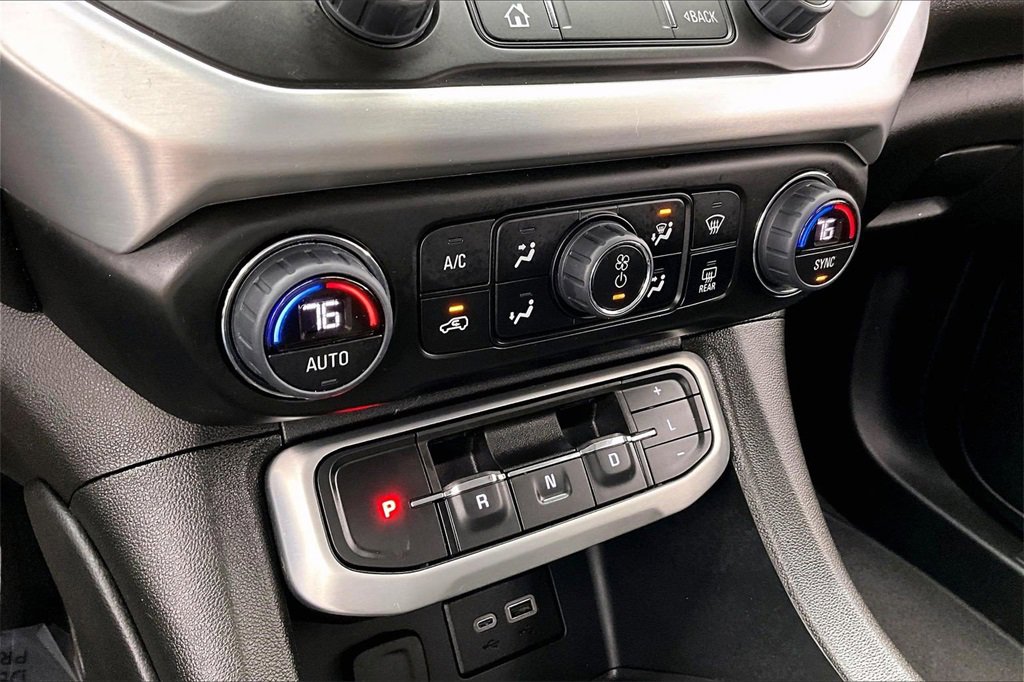 Used 2023 GMC Acadia SLE w/ Driver Convenience Package image 32