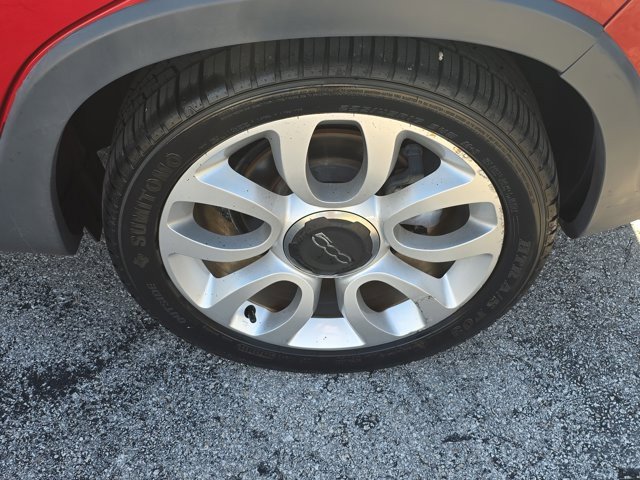 Used 2015 FIAT 500L Trekking image 8