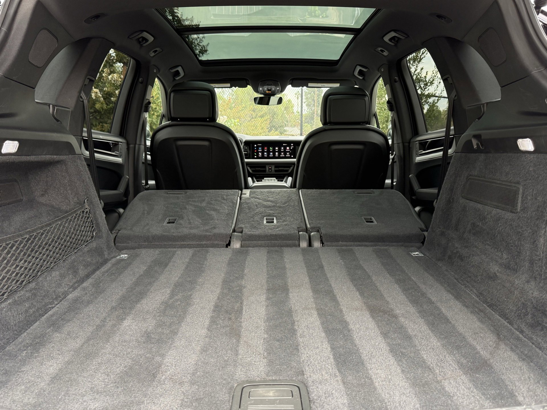 Certified 2024 Porsche Cayenne image 34