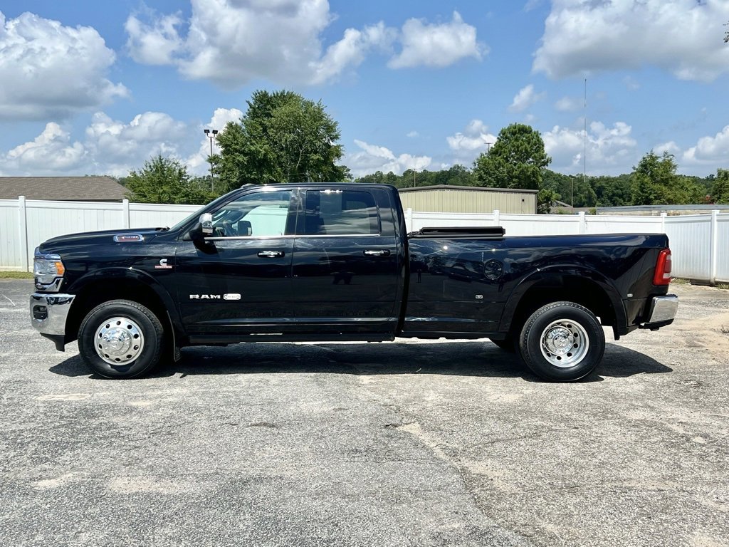 Used 2021 RAM 3500 Limited image 2
