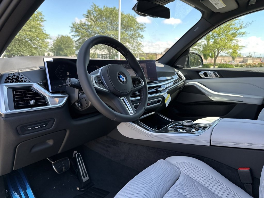 New 2026 BMW X5 M60i image 17