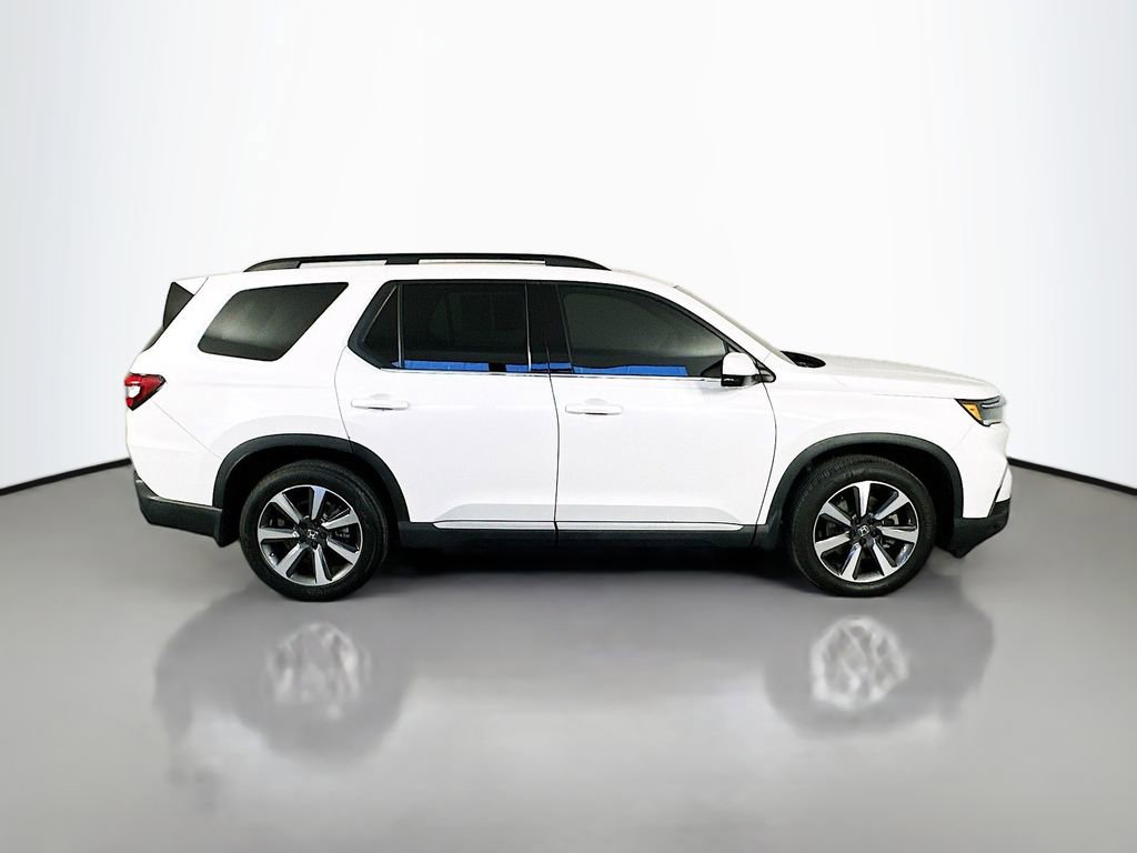 Used 2024 Honda Pilot Elite image 8