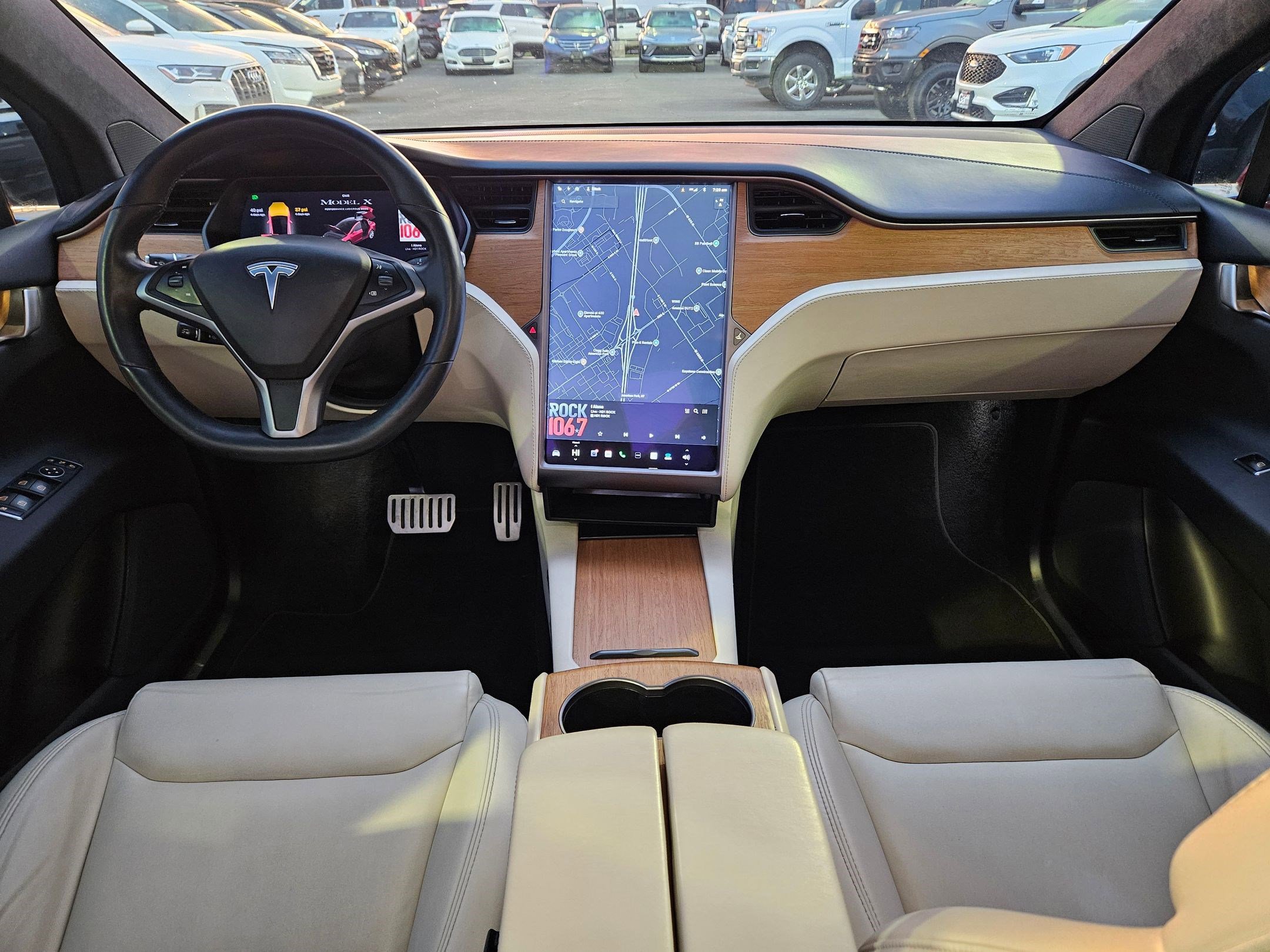 Used 2020 Tesla Model X Performance image 32