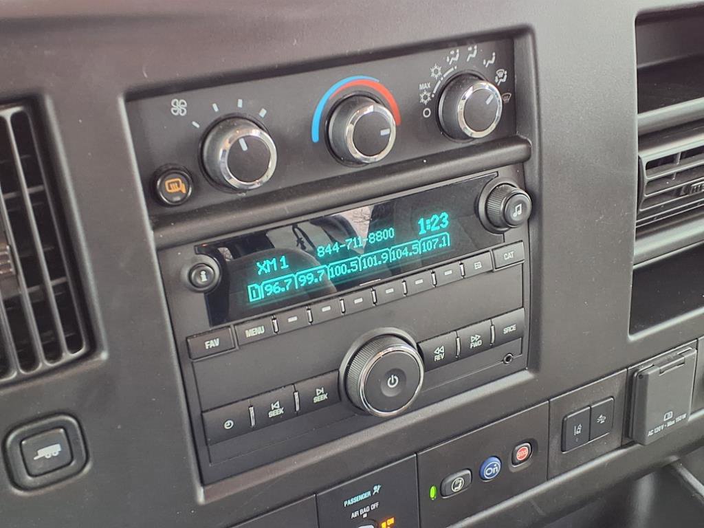 Used 2023 Chevrolet Express 3500 LS image 4