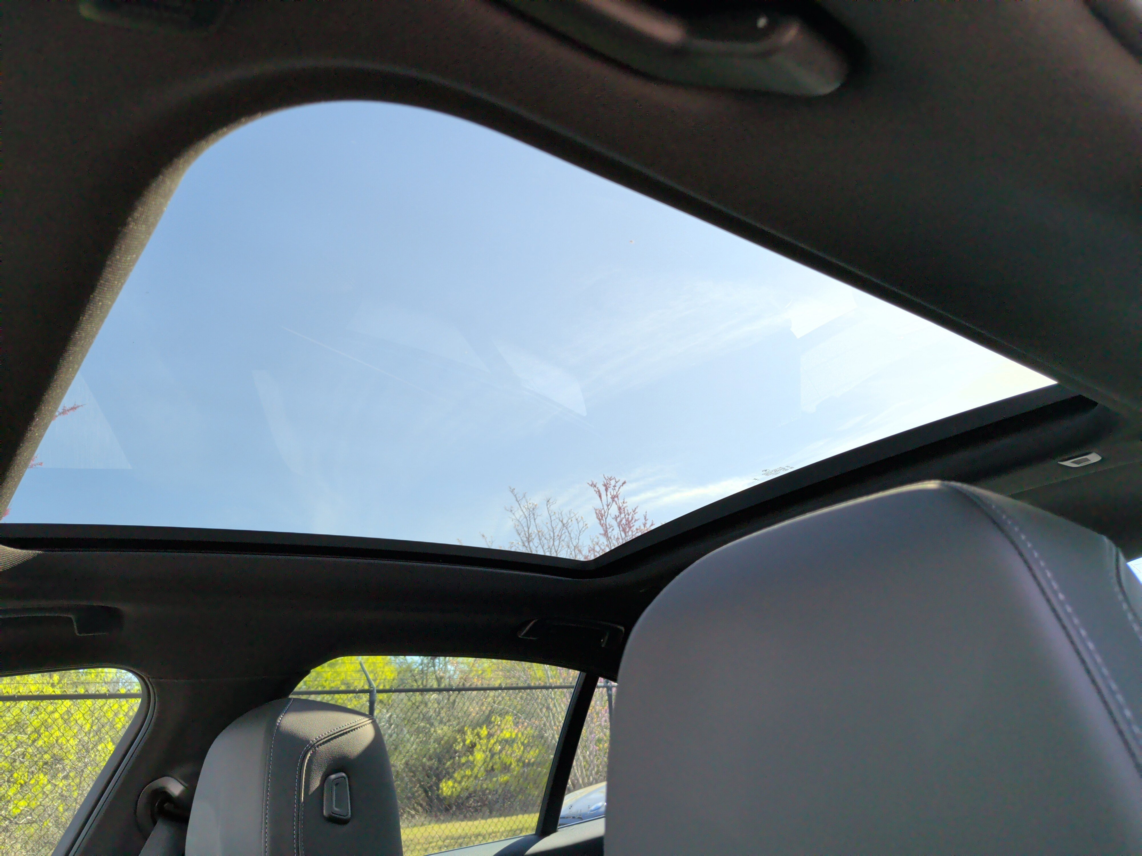 Certified 2025 BMW 550e xDrive 550e xDrive w/ Premium Package image 33