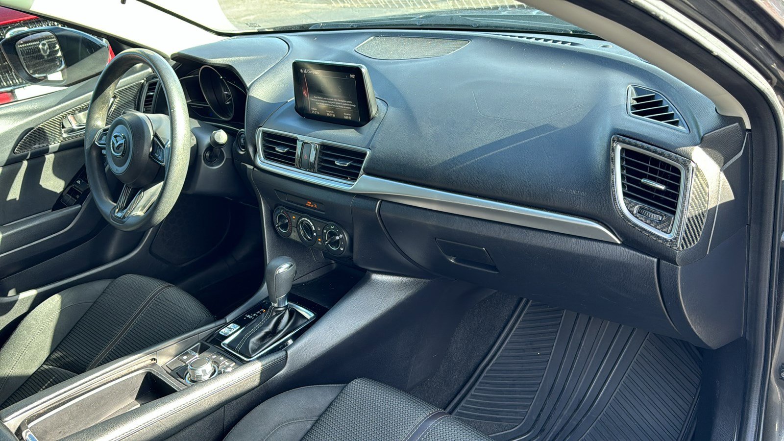 Used 2018 MAZDA MAZDA3 Sport w/ Preferred Equipment Package FWD image 24