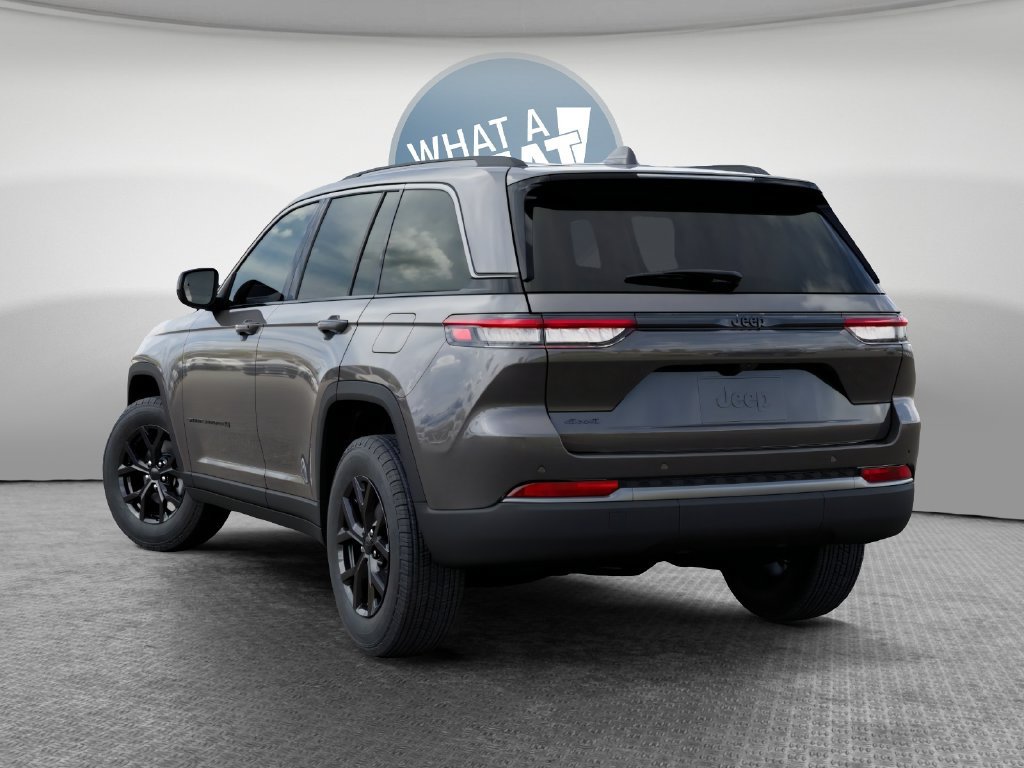 New 2026 Jeep Grand Cherokee Altitude AWD/4WD image 4