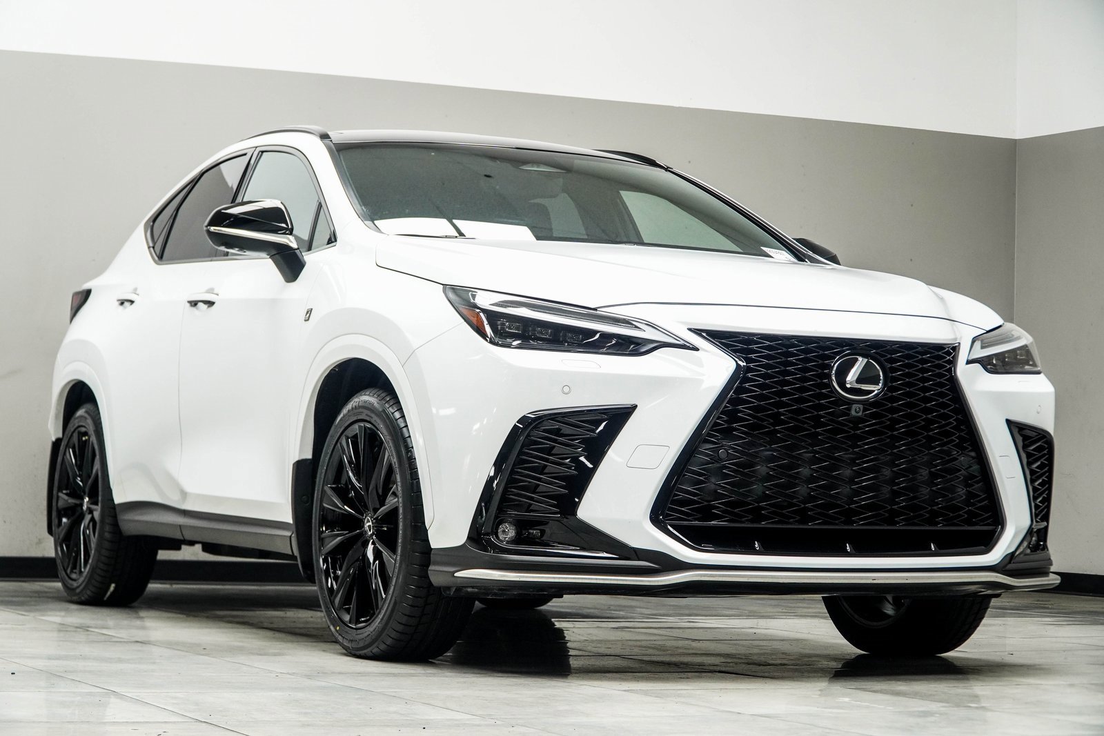 Used 2022 Lexus NX 350 F Sport image 4