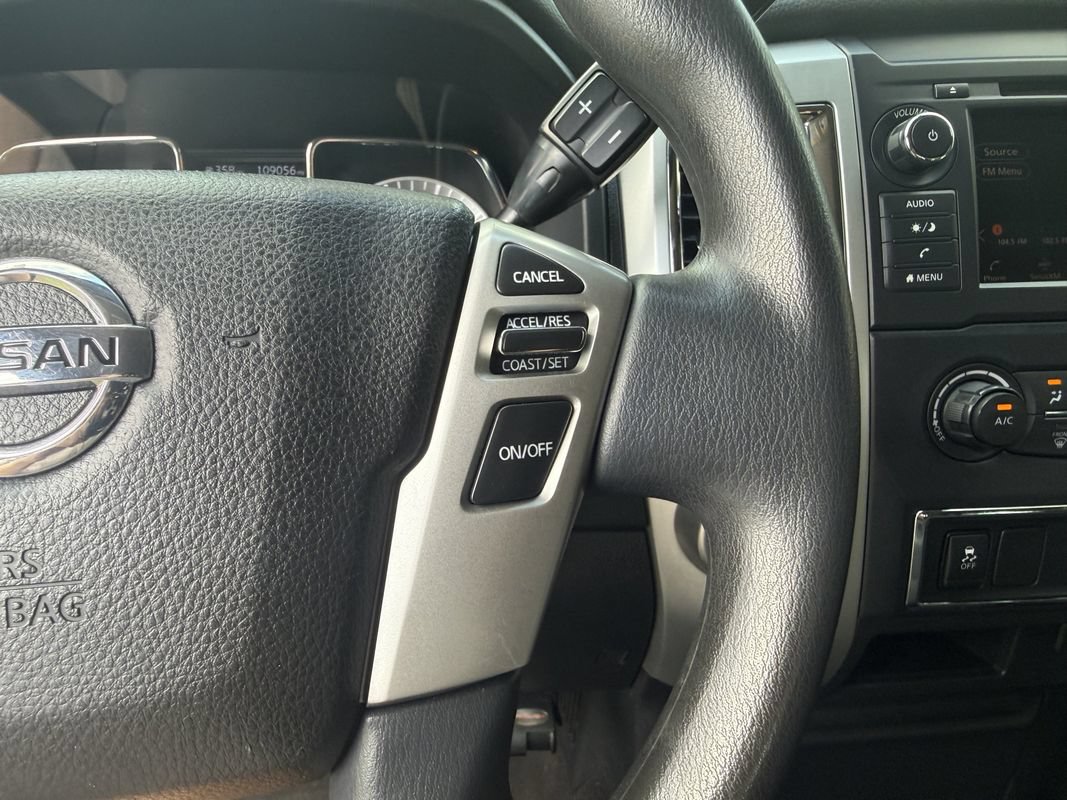 Used 2019 Nissan Titan SV RWD image 26
