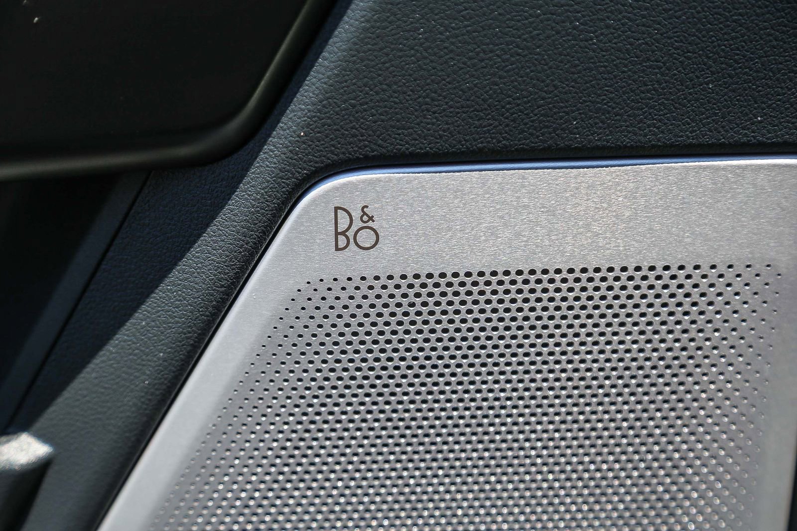 New 2025 Ford F150 Lariat w/ Equipment Group 502A High image 27