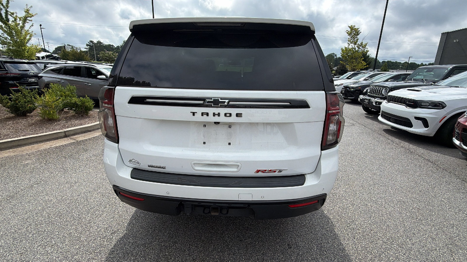 Used 2024 Chevrolet Tahoe RST w/ Luxury Package AWD/4WD image 9