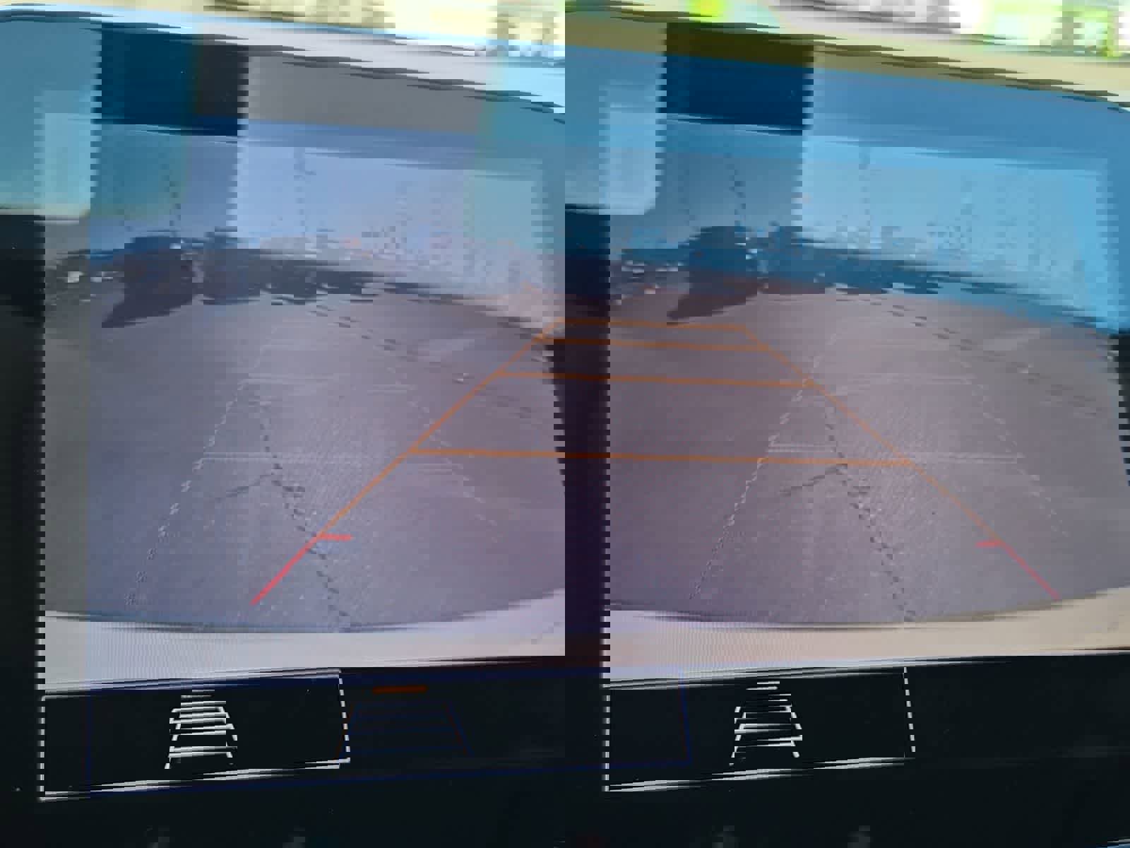 Used 2022 Chevrolet Malibu LT image 29