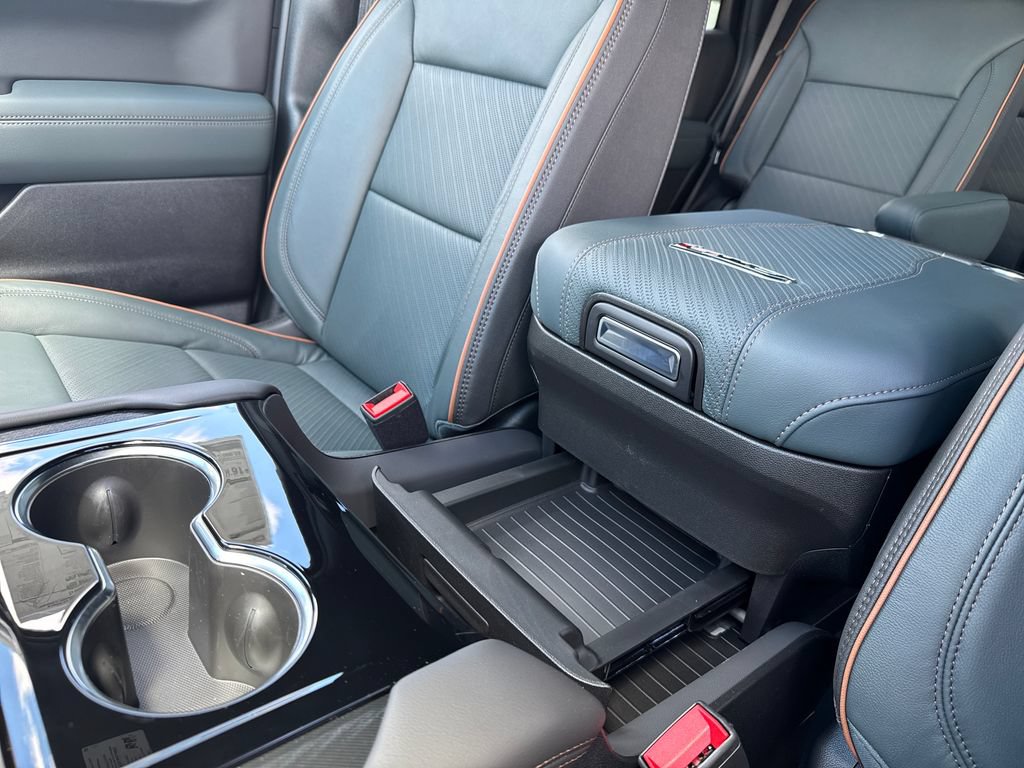 New 2026 GMC Yukon AT4 w/ AT4 Premium Plus Package AWD/4WD image 53