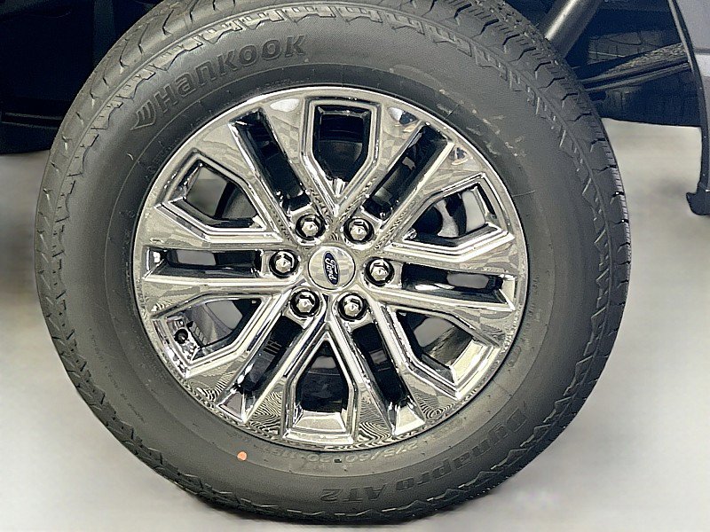 New 2025 Ford F150 Lariat w/ Equipment Group 502A High image 32