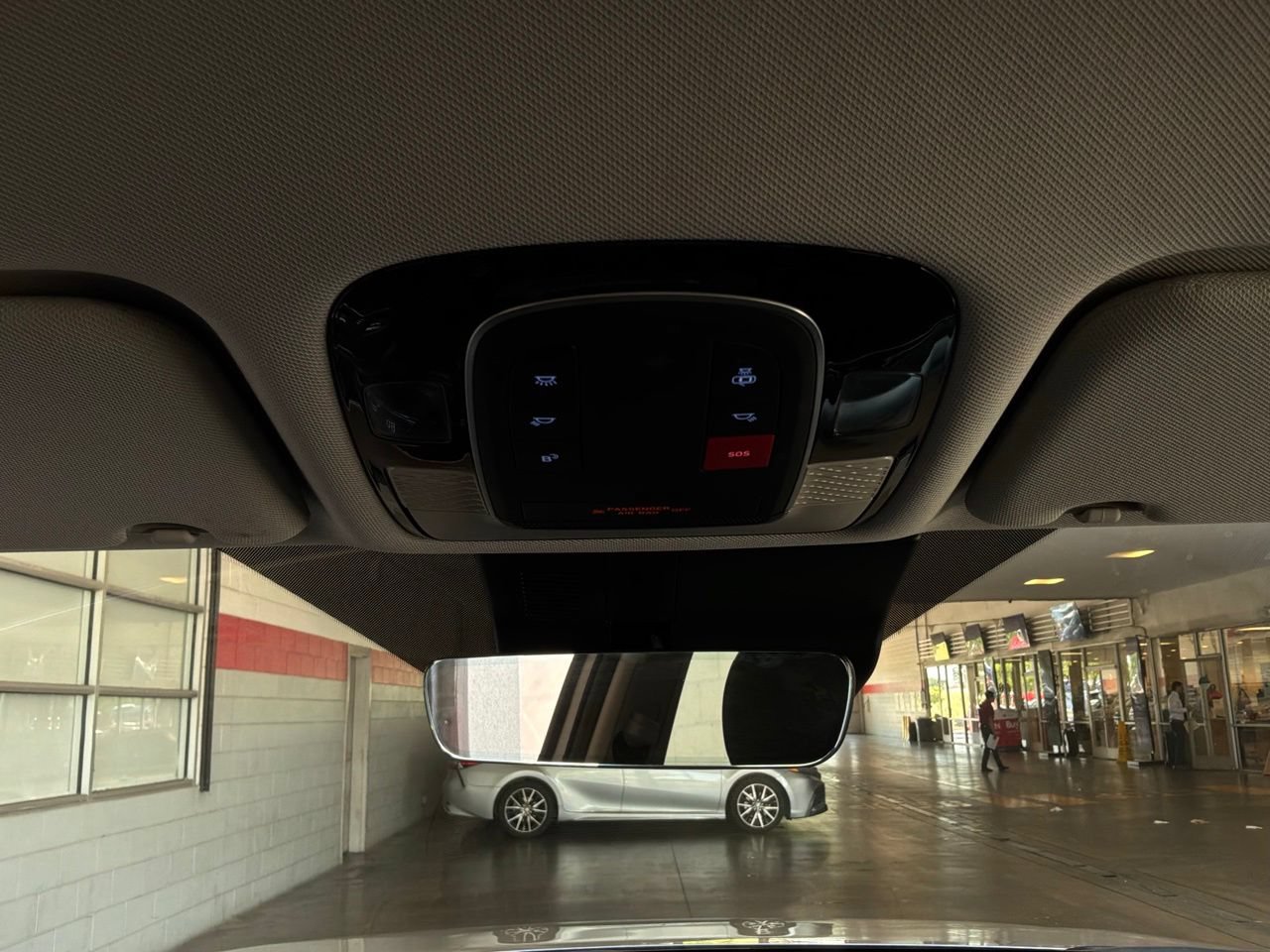Used 2025 Hyundai Palisade SEL FWD image 17