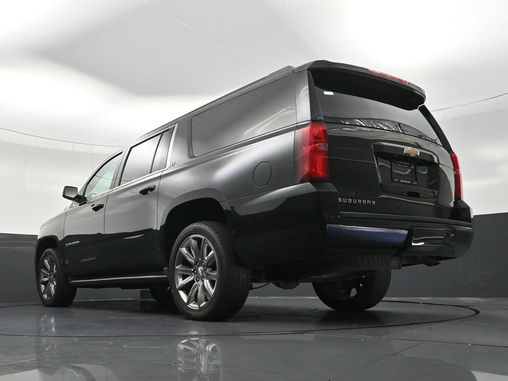 Used 2019 Chevrolet Suburban LT AWD/4WD image 25