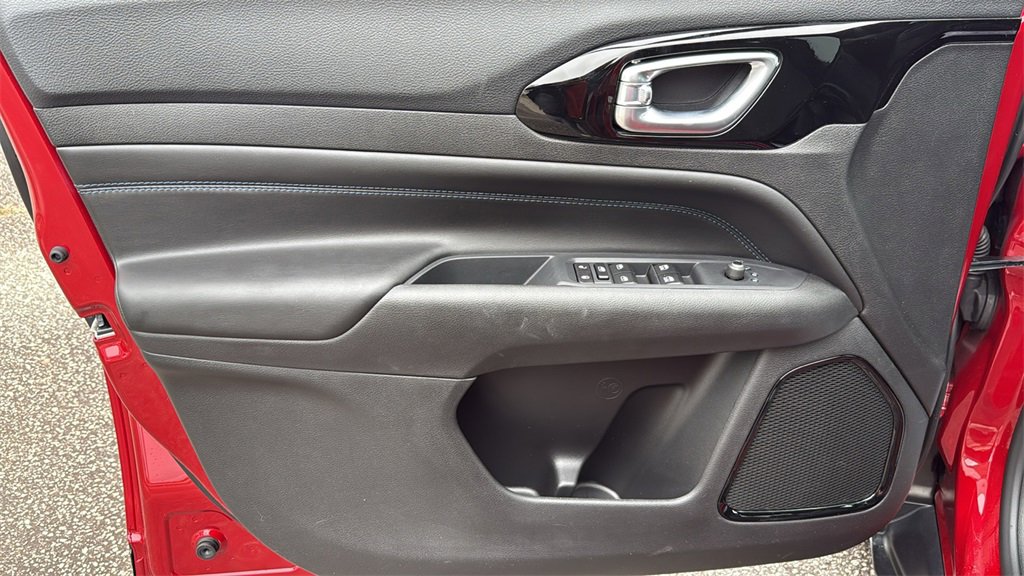 New 2026 Jeep Compass Latitude w/ Quick Order Package 29K image 16