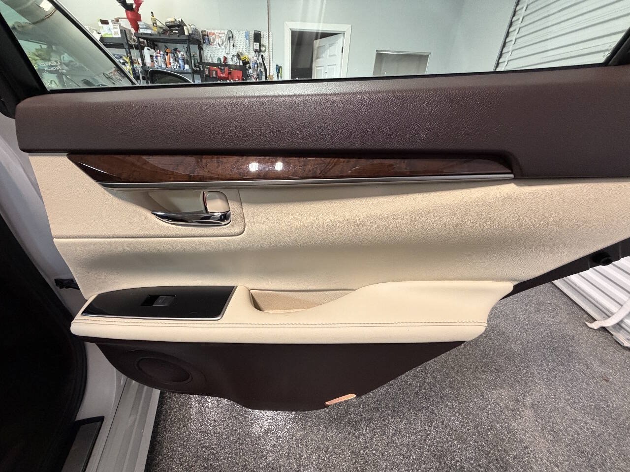 Used 2017 Lexus ES 350 w/ Premium Package FWD image 13