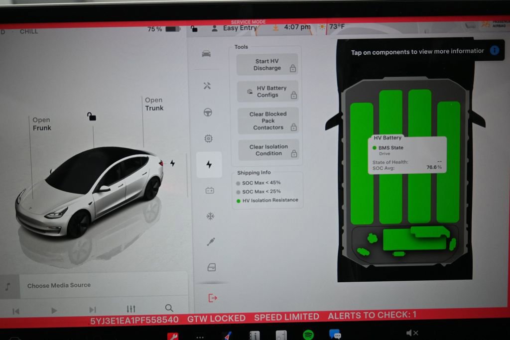 Used 2023 Tesla Model 3 Standard Range RWD image 17