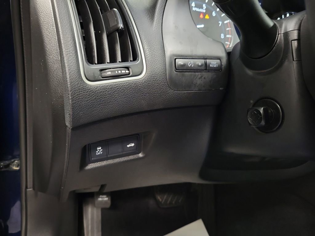 Used 2023 INFINITI Q50 Luxe w/ Cargo Package image 21