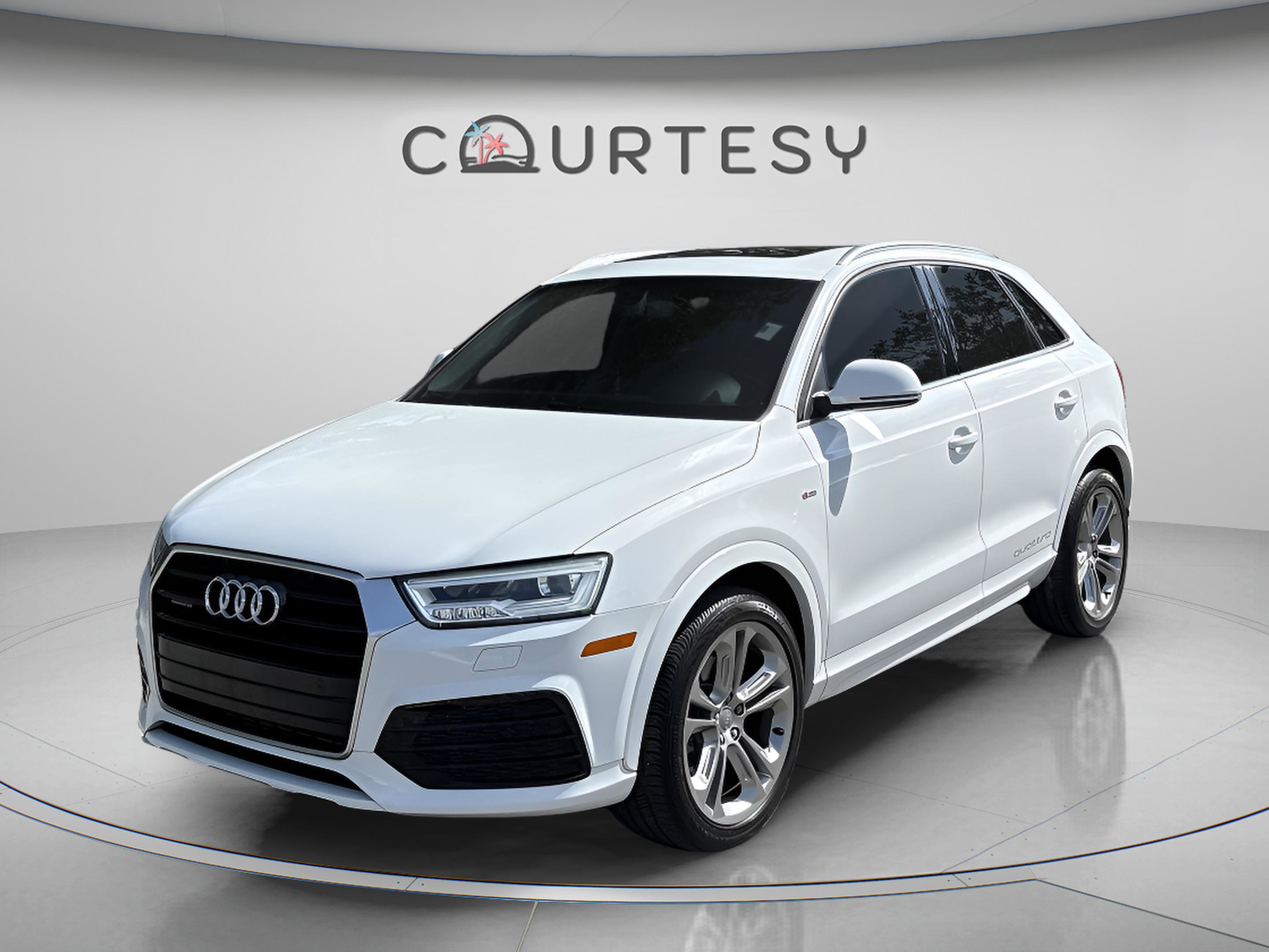 Used 2016 Audi Q3 2.0T Prestige w/ Prestige Package AWD/4WD image 2