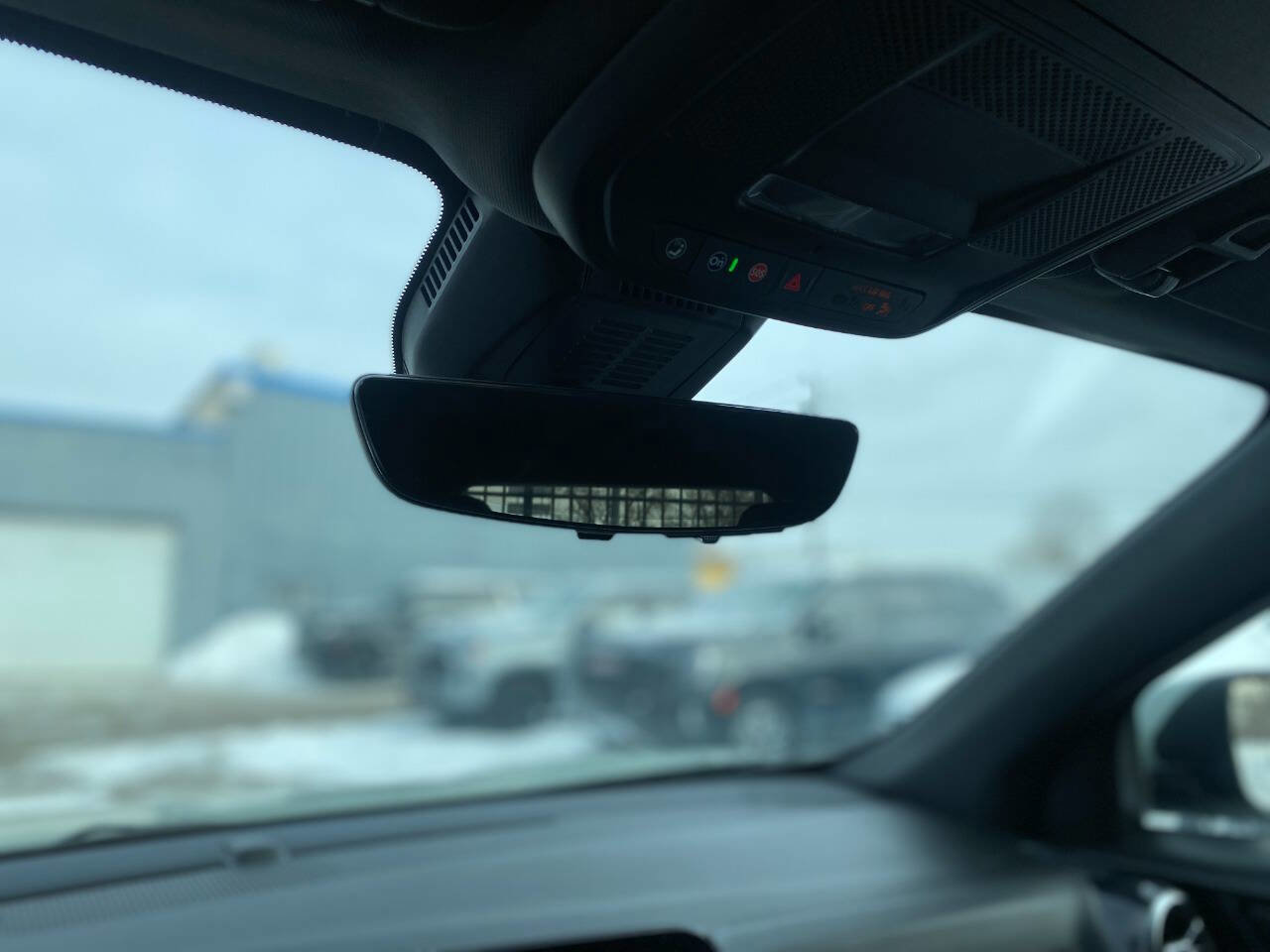 Used 2025 Chevrolet Equinox LT w/ Safety and Technology Package image 25