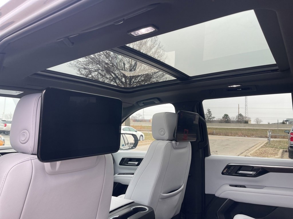 Certified 2025 Chevrolet Tahoe Premier image 19