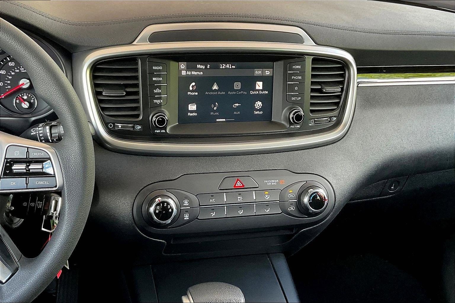 Used 2020 Kia Sorento LX FWD image 9