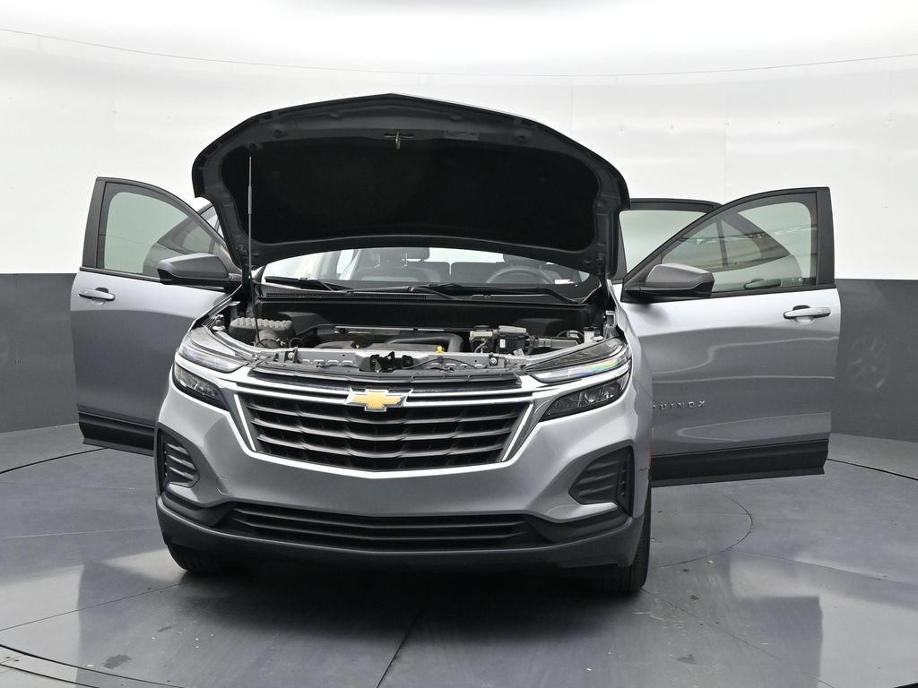 Used 2024 Chevrolet Equinox LS FWD image 33