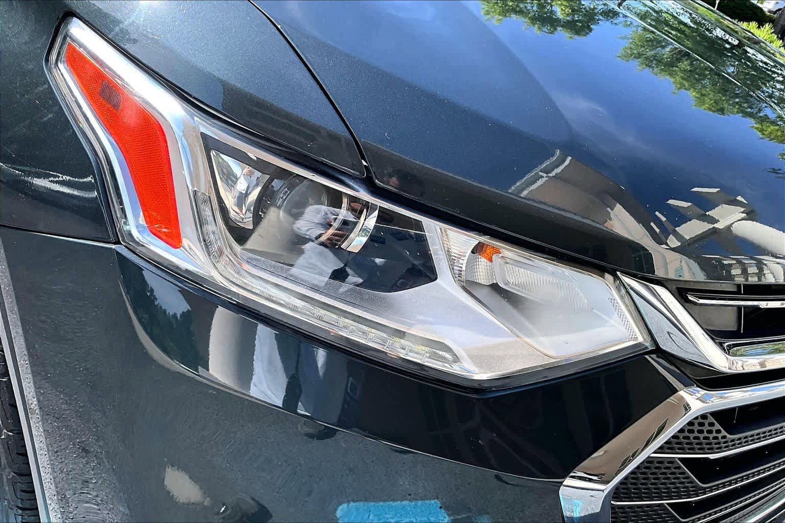 Used 2019 Chevrolet Traverse LT FWD image 28