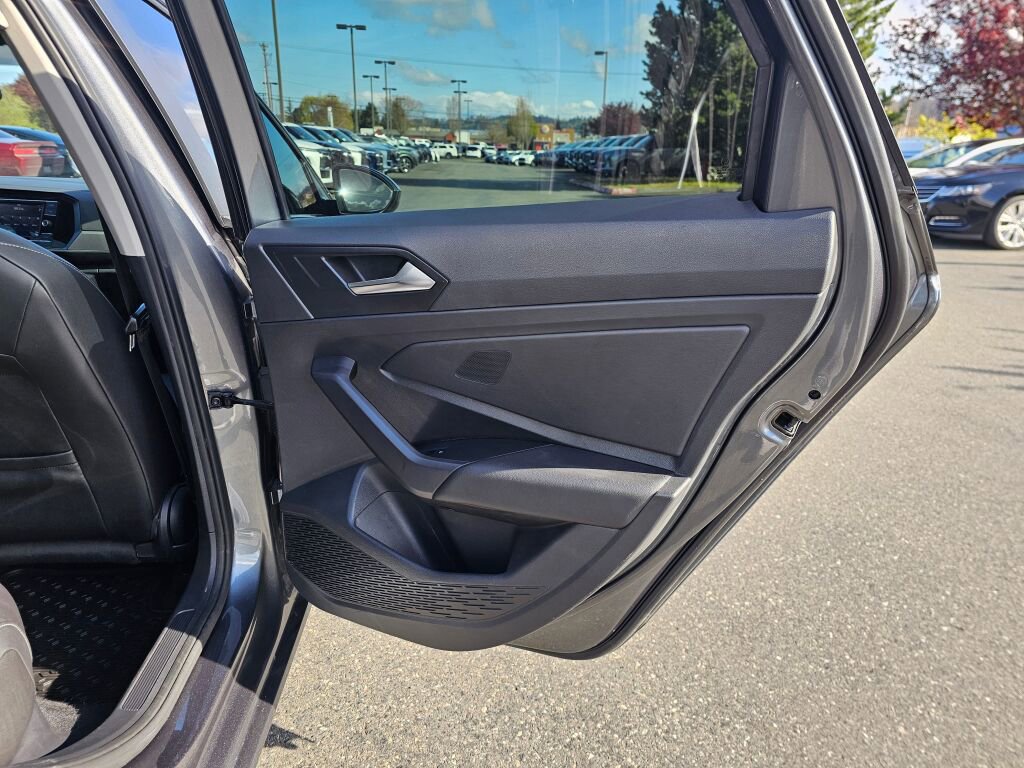 Used 2019 Volkswagen Jetta SE image 14