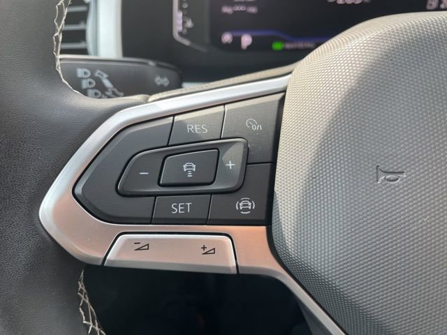 Certified 2023 Volkswagen Atlas Cross Sport SE image 16