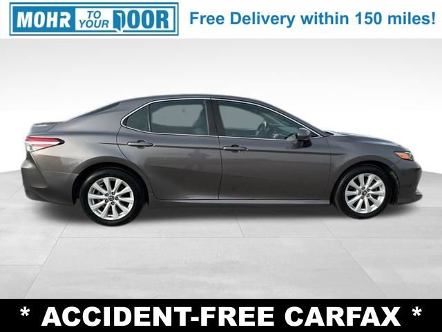 Used 2018 Toyota Camry LE image 8