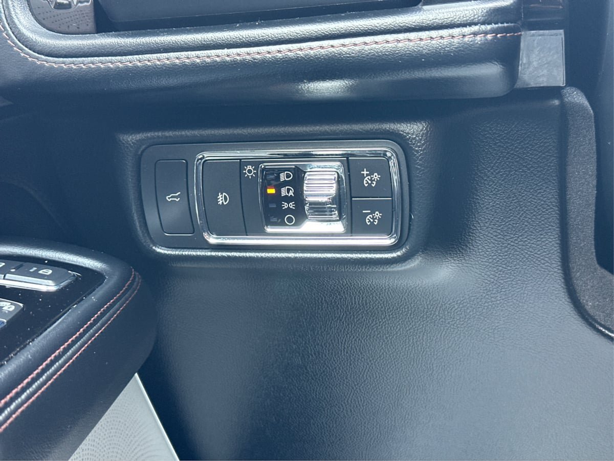 Used 2020 Lincoln Aviator Reserve w/ Equipment Group 202A AWD/4WD image 18