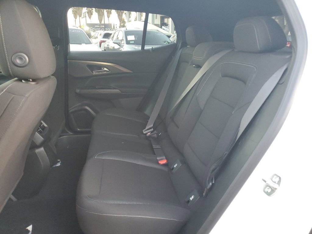 New 2026 Chevrolet Equinox EV LT image 12