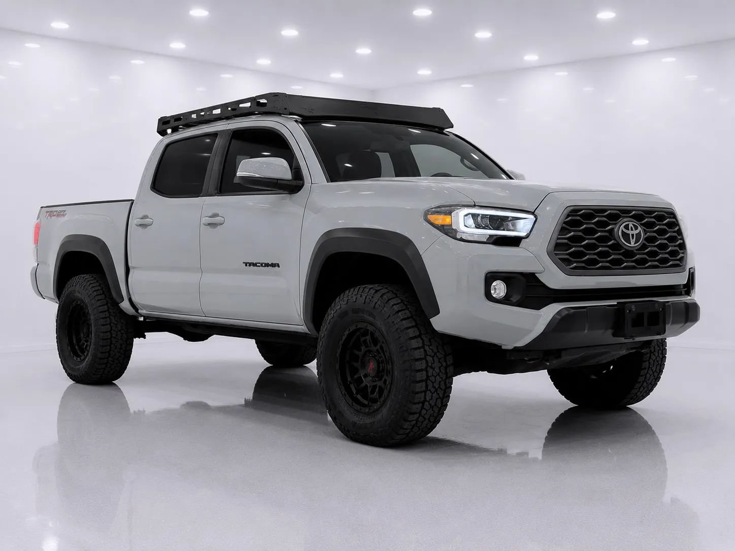 Used 2020 Toyota Tacoma TRD Off-Road AWD/4WD image 7