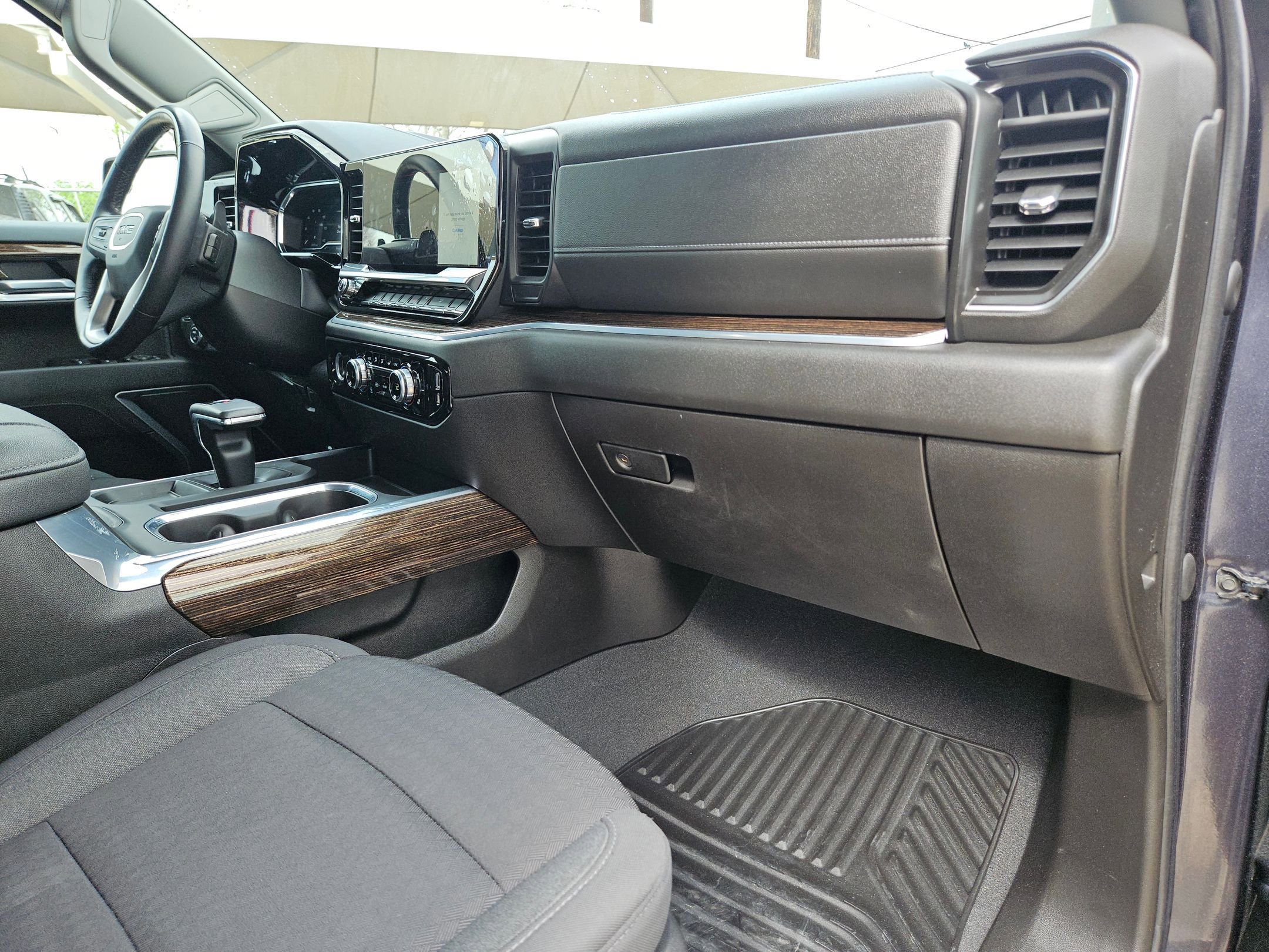 Certified 2022 GMC Sierra 1500 Elevation image 28